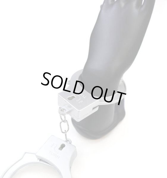 画像4: 手錠 プラスチック ハンドカフ 手枷 警察 コスプレ パーティー イベント ハロウィン 仮装 舞台 演出 TJO-001 (4)