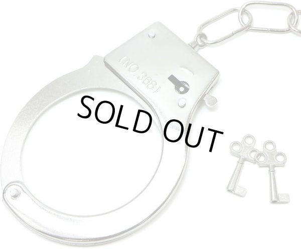 画像5: 手錠 金属製 ハンドカフ 手枷 安全装置付き 警察 コスプレ パーティー イベント ハロウィン 仮装 舞台 演出 TJO-002 (5)